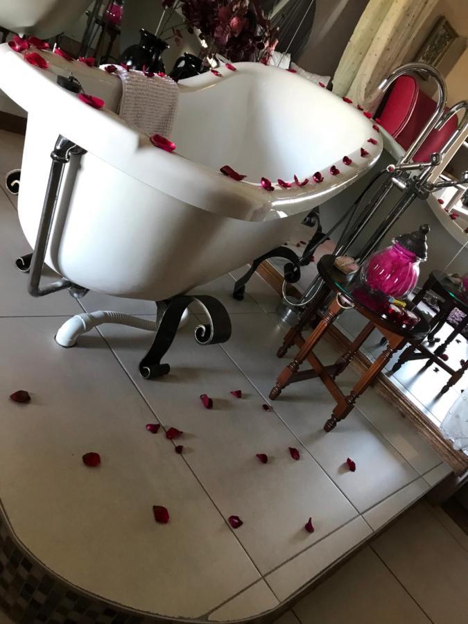 Annie'S Boutique Guesthouse And Garden Spa Hartbeespoort Exterior foto