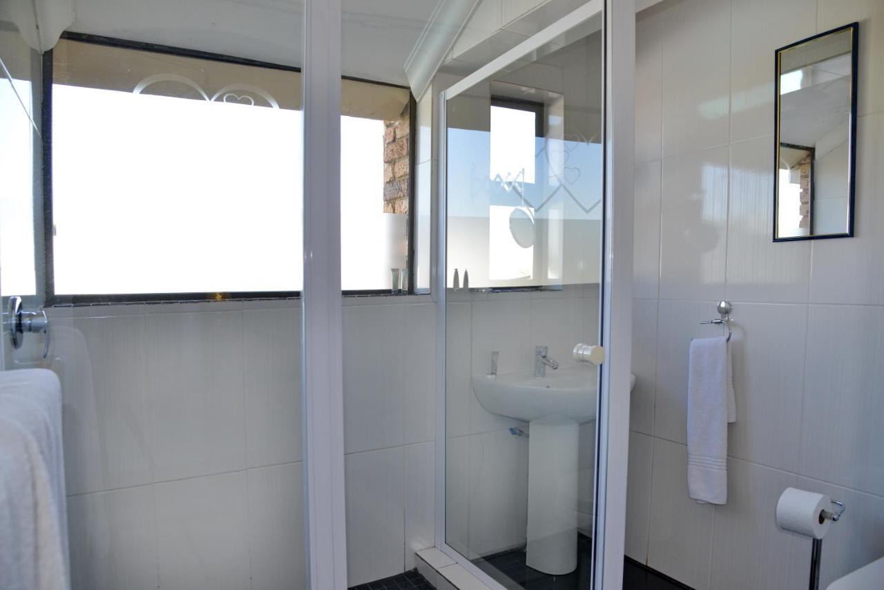 Annie'S Boutique Guesthouse And Garden Spa Hartbeespoort Exterior foto
