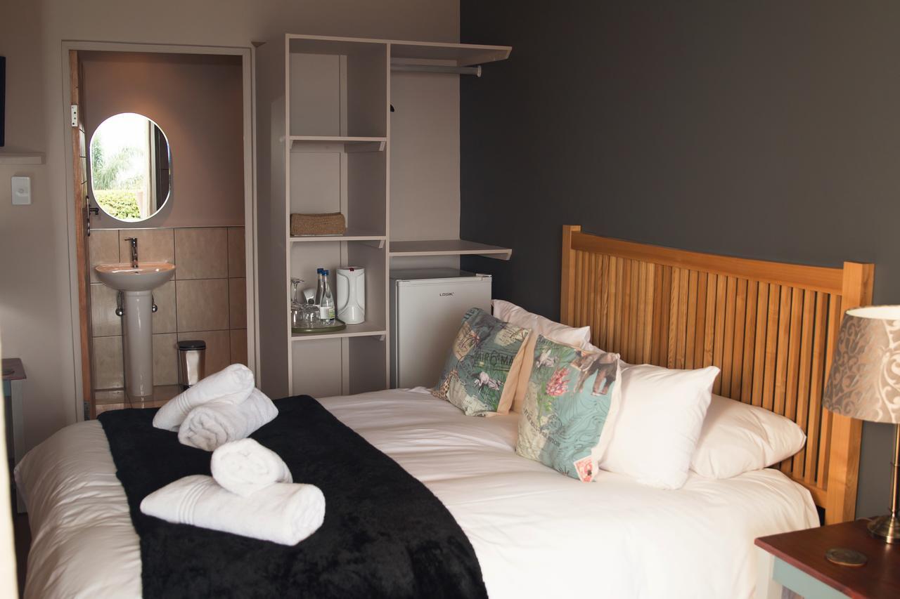 Annie'S Boutique Guesthouse And Garden Spa Hartbeespoort Exterior foto